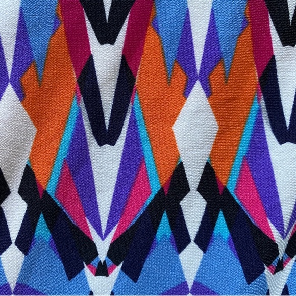 Vince Camuto Size 8 Dress Mod Geometric Print Lined Colorful Shift Dress Stretch - Picture 10 of 12